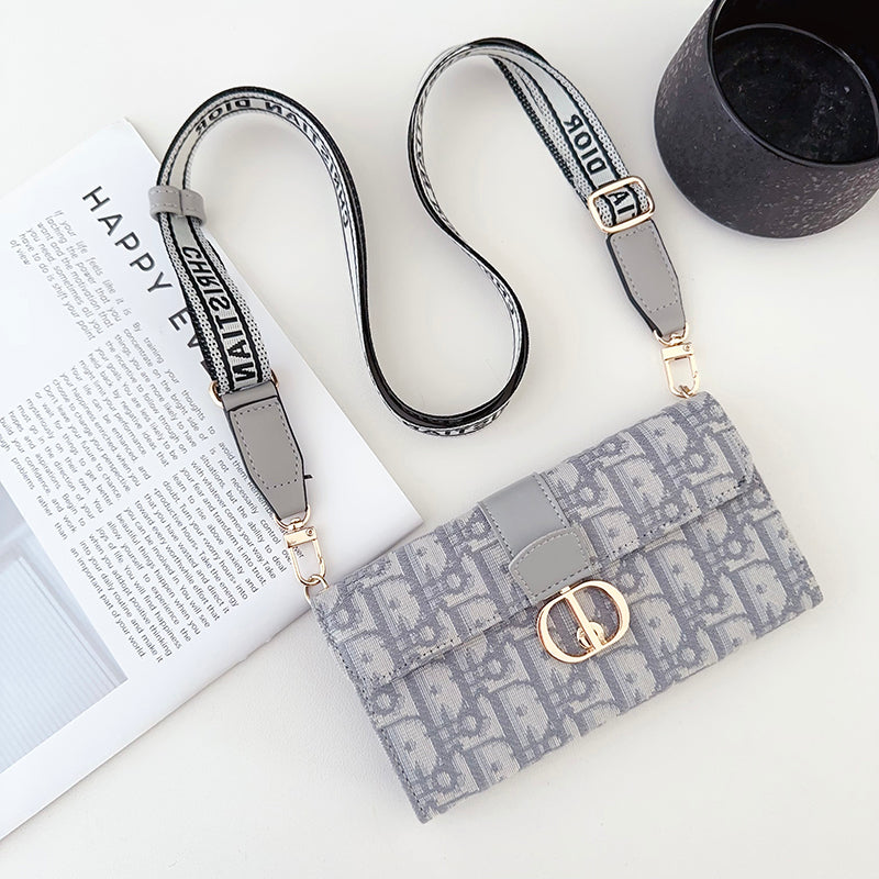 IPhone-Hülle mit CD-Tasche, Schals und Kette