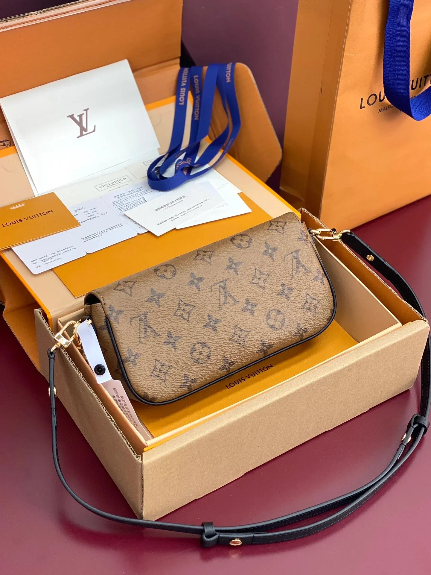 奢華經典花押字單肩包