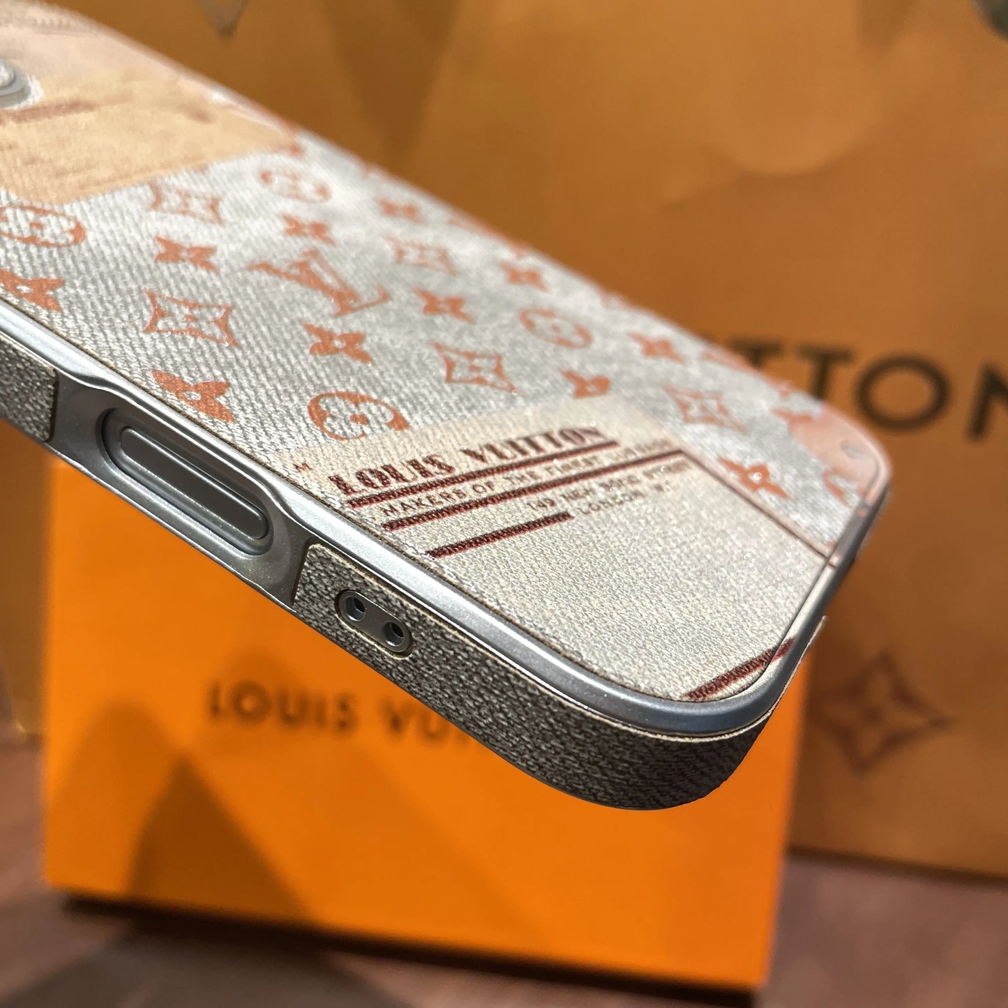 Vintage Envelope-Style Leather Phone Case