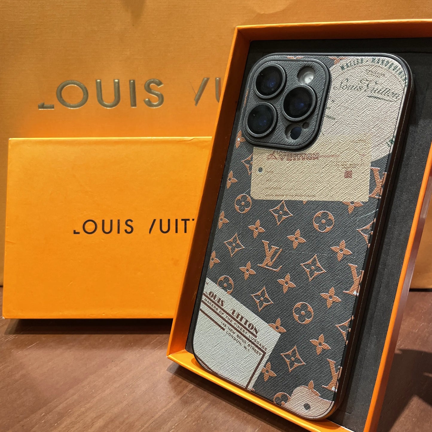 Vintage Envelope-Style Leather Phone Case