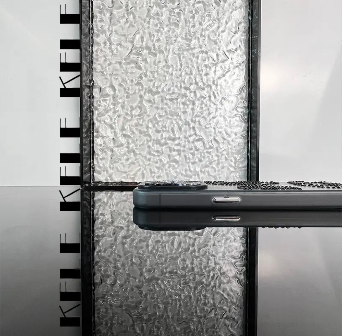 COQUE IPHONE INSPIRÉ CAMÉLIA AU DESIGN UNIQUE