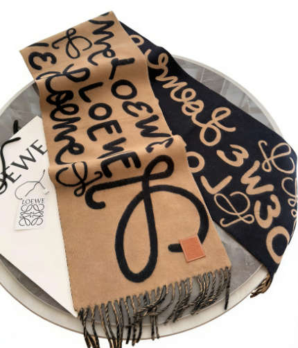 Autumn and winter two-color art font fringed scarf, soft and warm shawl, commuter casual versatile scarf, product details