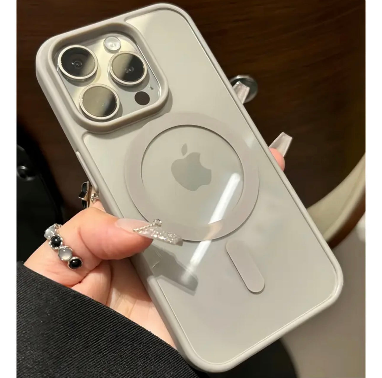 夏 iPhone 手機殼