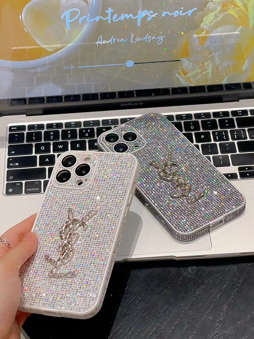 Ylelliset glitter iPhone-kuoret