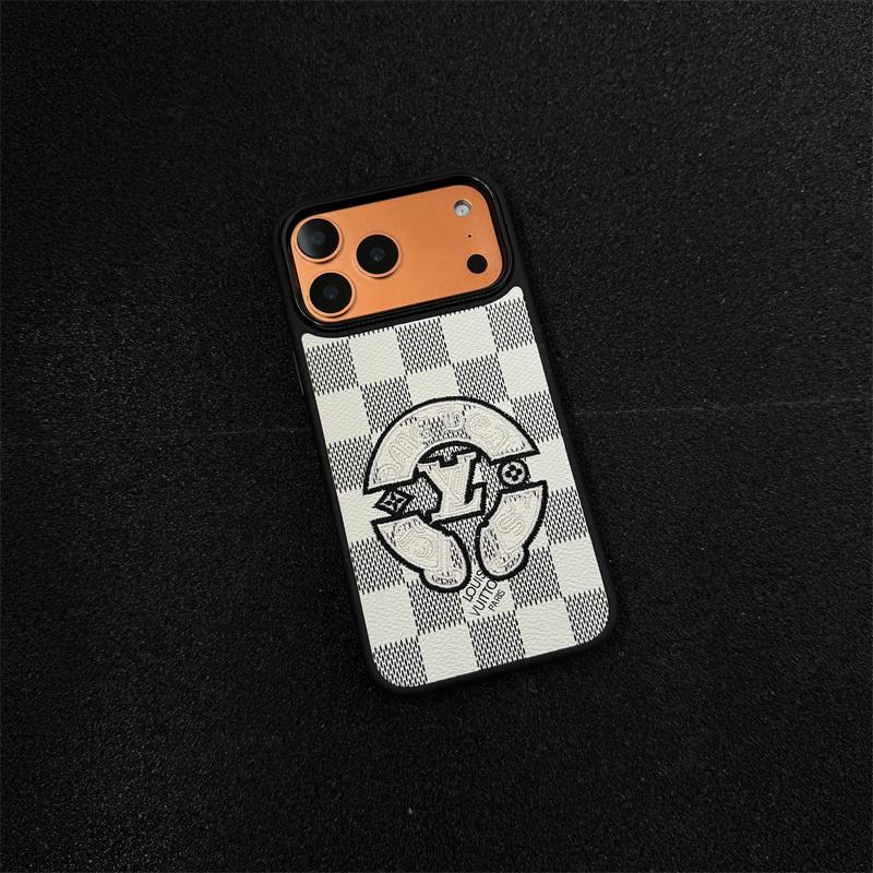 刺繡皮革紋理棋盤格手機殼，帶凸縫標誌