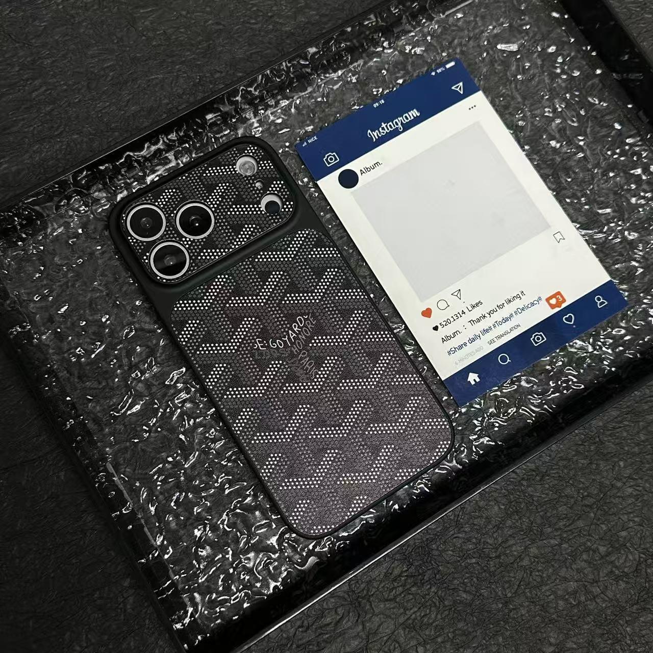 G-Y Stylish Embossed Texture Case for iPhone