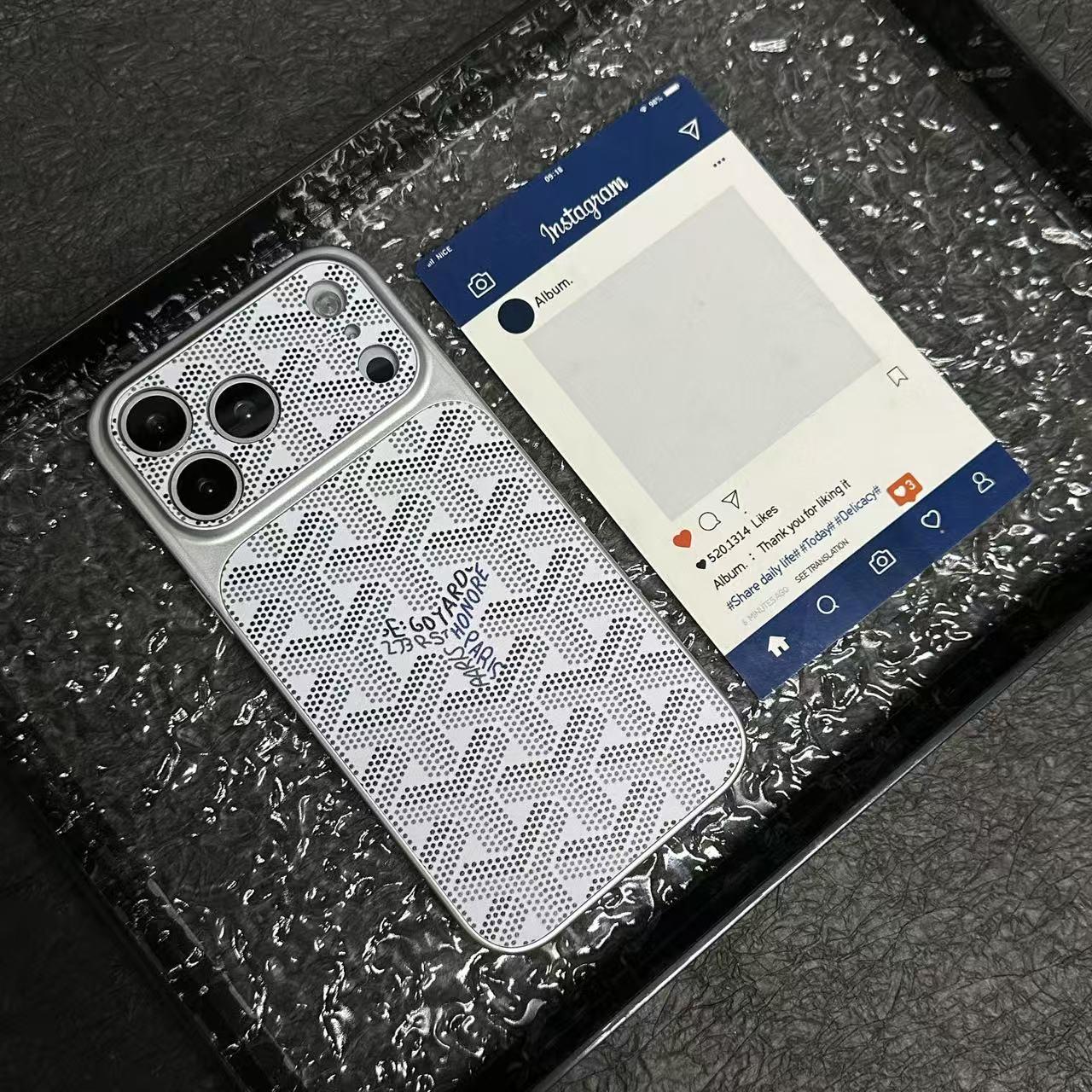 G-Y Stylish Embossed Texture Case for iPhone