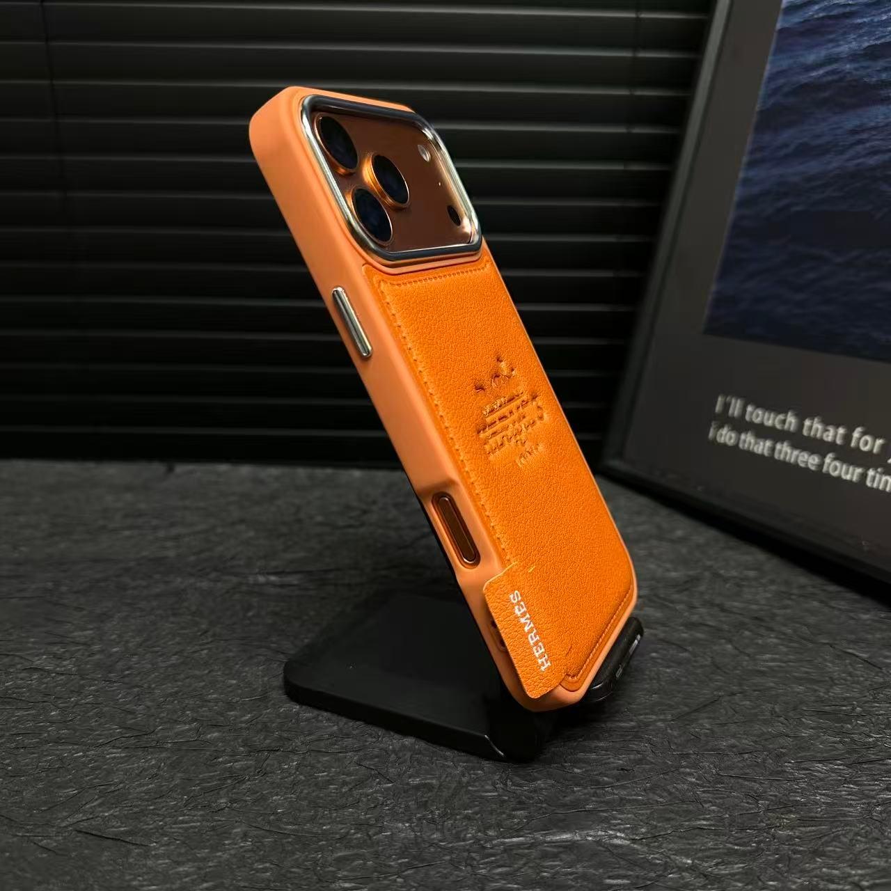 Luxus bőr kihajtható tok – Prémium lencsevédelem