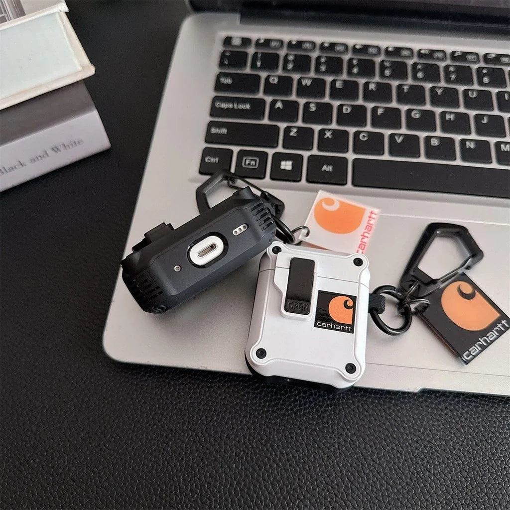 Robust AirPods-deksel med karabinkrok